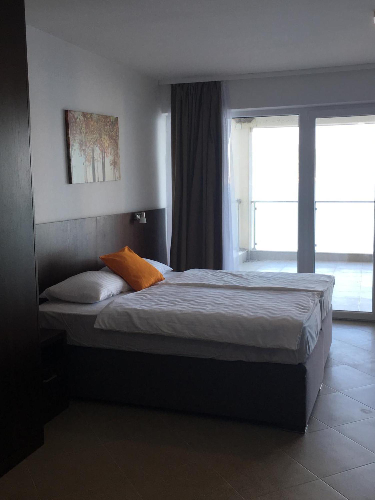 Hotel Vienna Herceg Novi Eksteriør billede